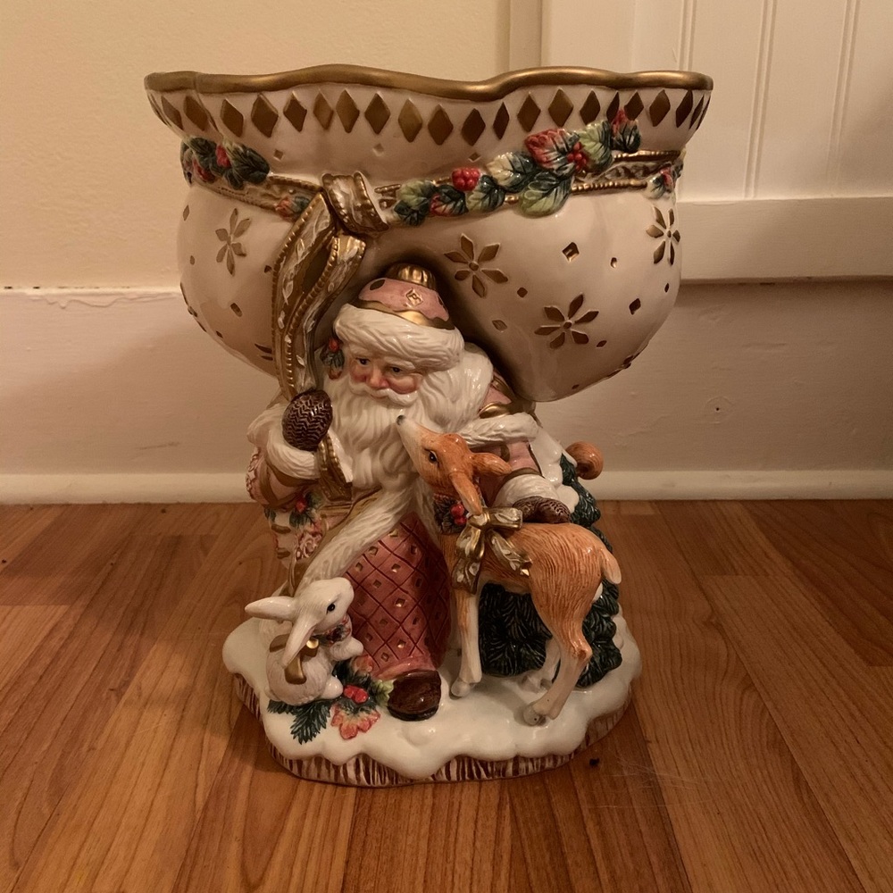 FITZ & FLOYD SNOWY WOODS 11-1/2 CENTERPIECE VASE COMPOTE BOWL -- CHRISTMAS SANTA